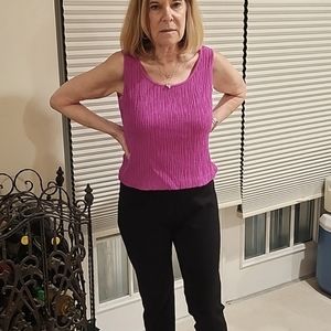 St. John knit shell - Petite